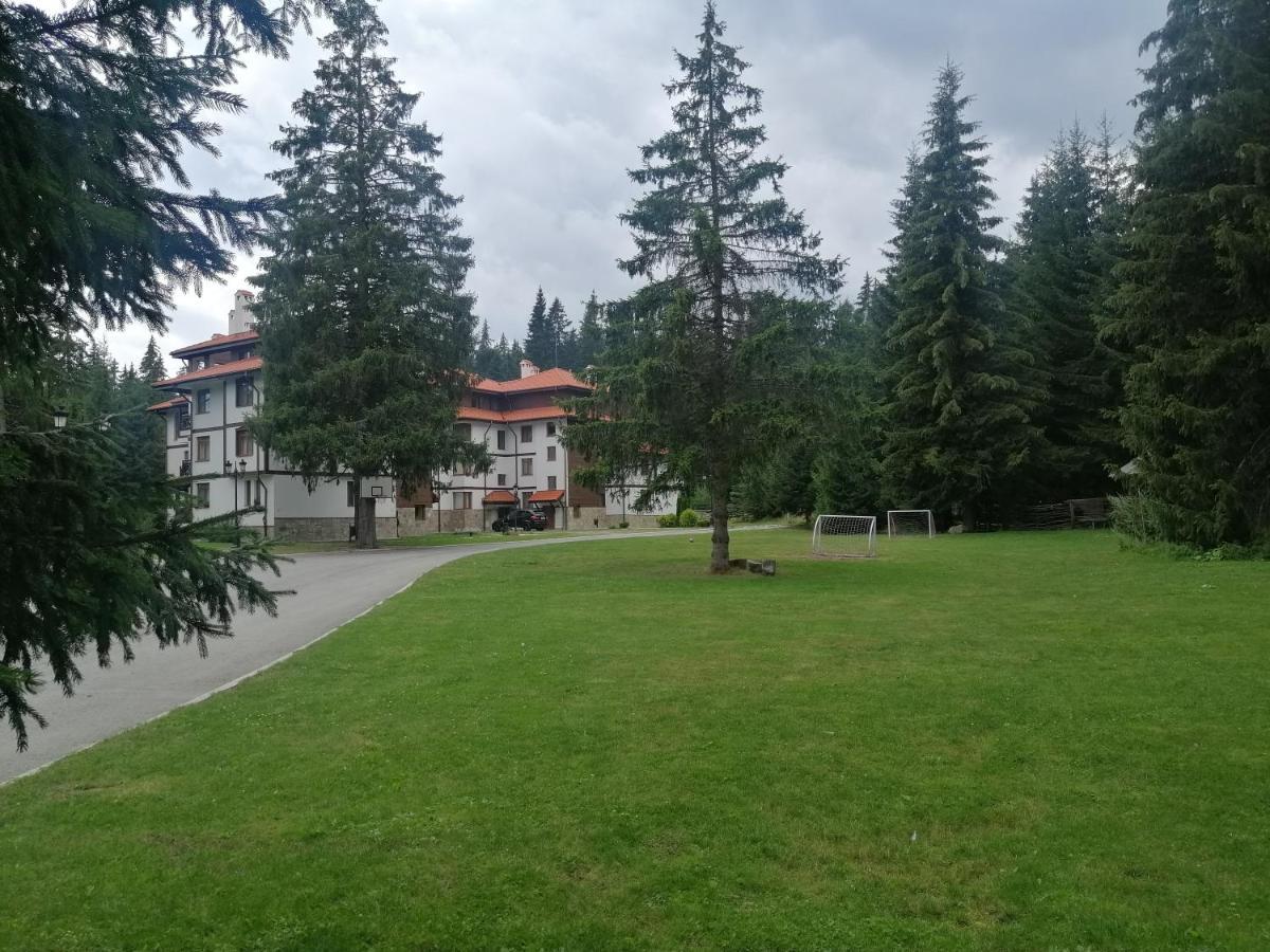 "Моето Любимо Място", Смолянски Езера - "My Favorite Place", Smolyan Lakes المظهر الخارجي الصورة