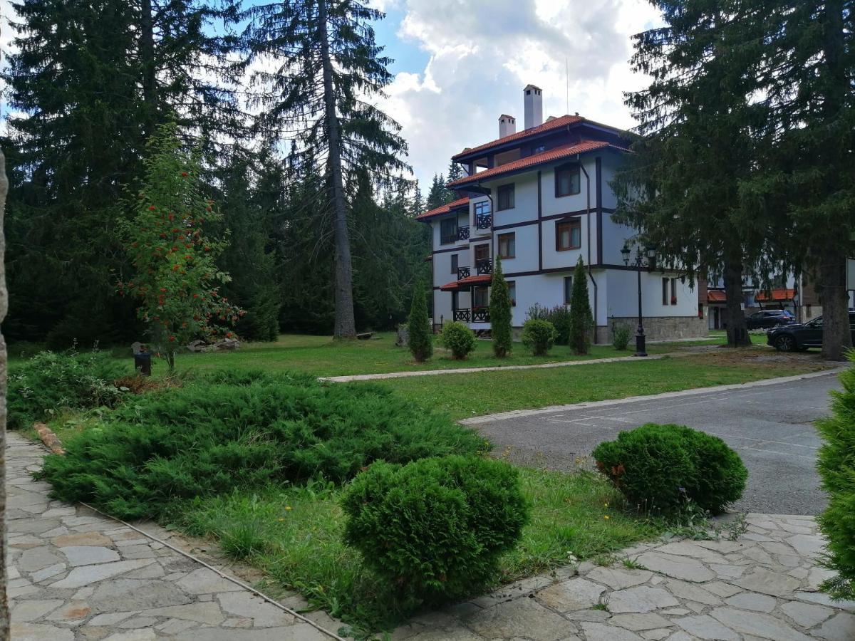 "Моето Любимо Място", Смолянски Езера - "My Favorite Place", Smolyan Lakes المظهر الخارجي الصورة